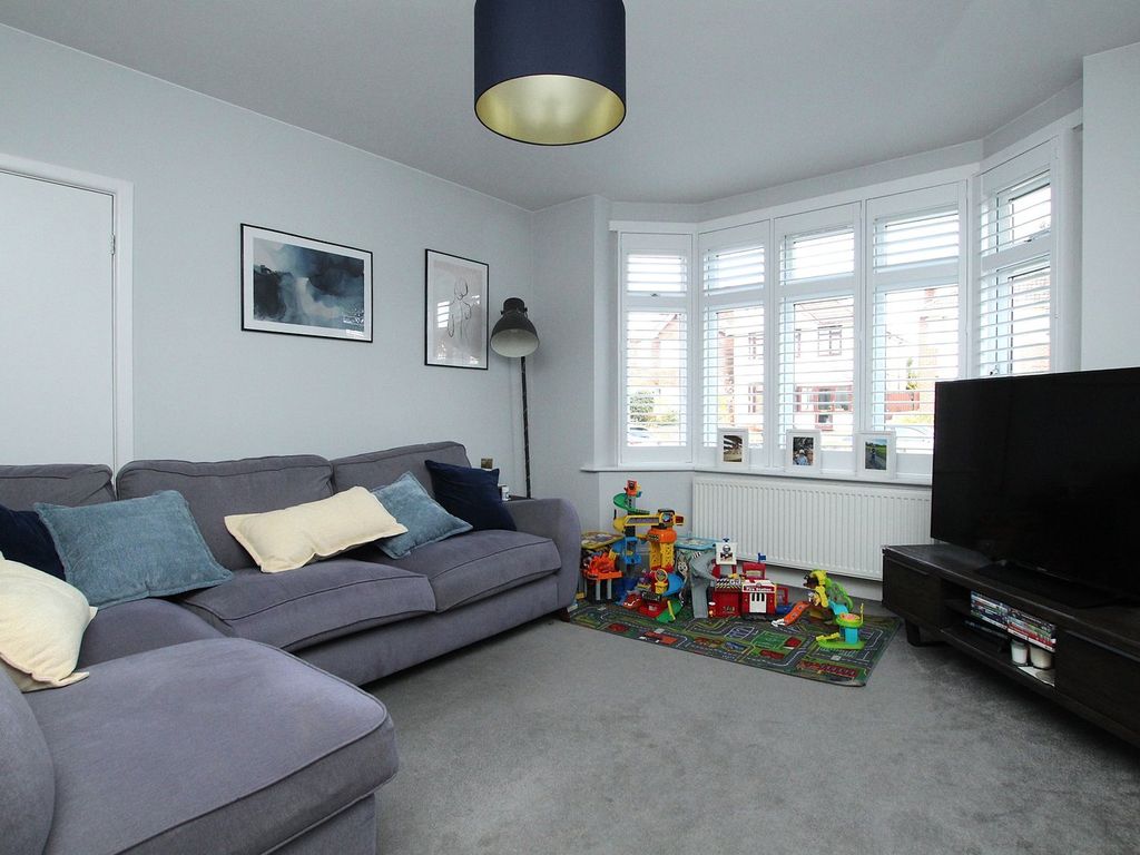 Property photo 3 of 18