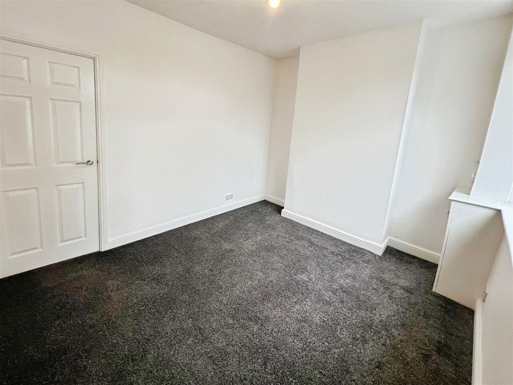 Property photo 3 of 15 1d1d7935-Img_6452.Jpg