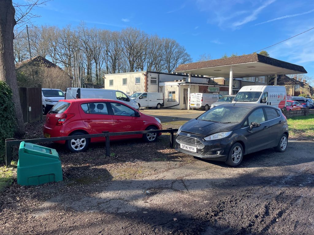 Property photo 3 of 4