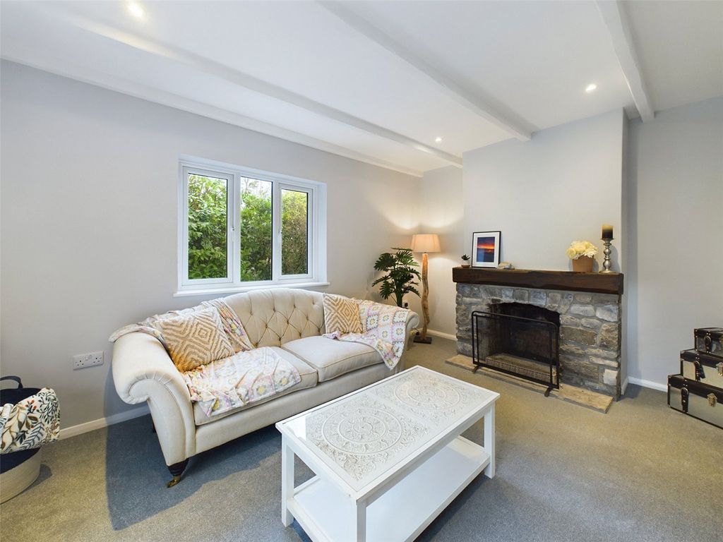 Property photo 2 of 15 Picture No. 01
