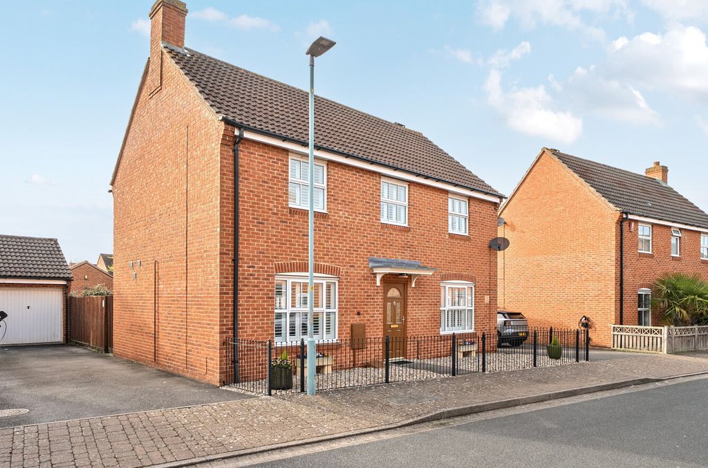 Property photo 1 of 22 1432754-21-69c177...