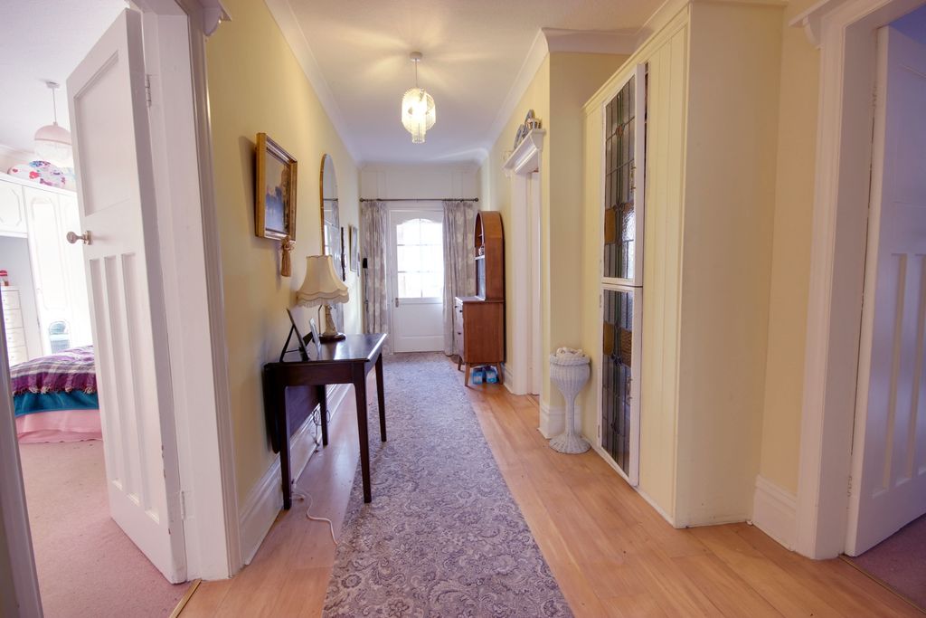 Property photo 2 of 21 1 Entrance Hall A