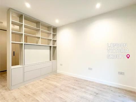 Property photo 2 of 6 1-4824.Jpg