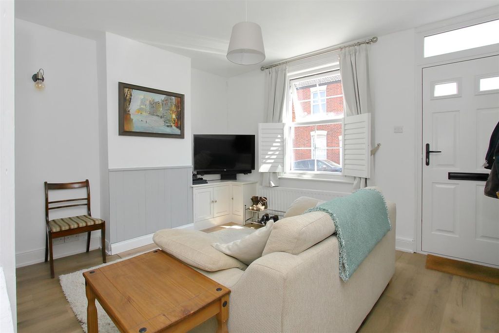 Property photo 3 of 19 4 Fowlers Road  (7).Jpg