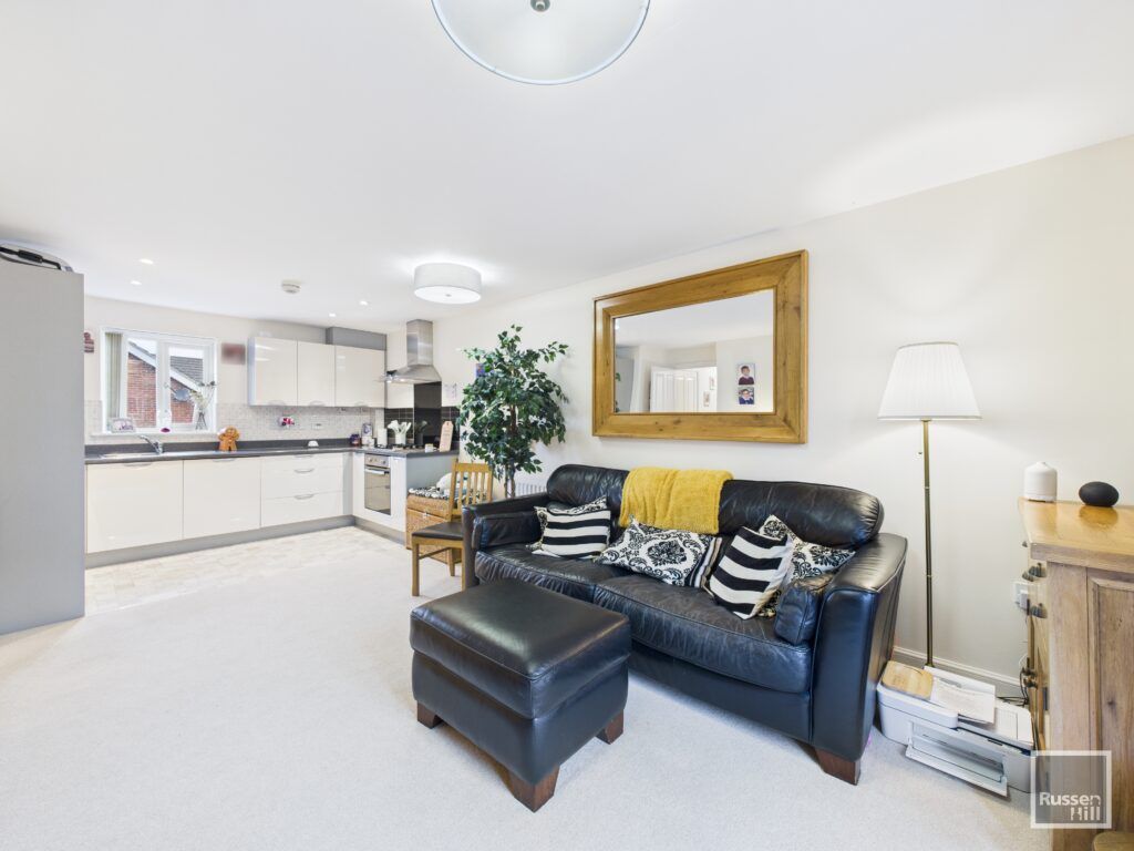 Property photo 2 of 11