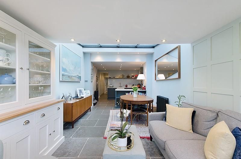 Property photo 3 of 14 Kitchen