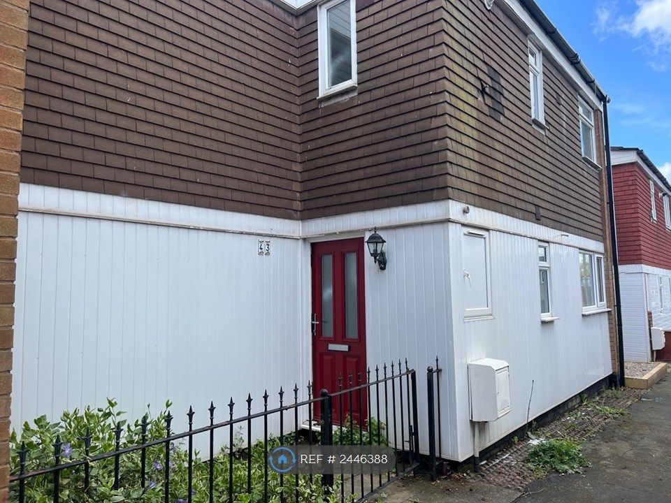 Property photo 1 of 3