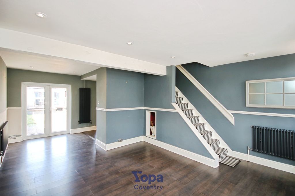 Property photo 3 of 23 16320E89-Lounge 202.Jpg