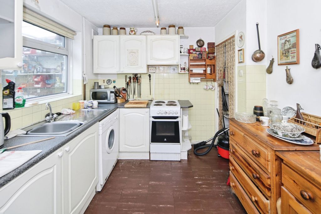 Property photo 3 of 19 Pbox-Img.Jpg