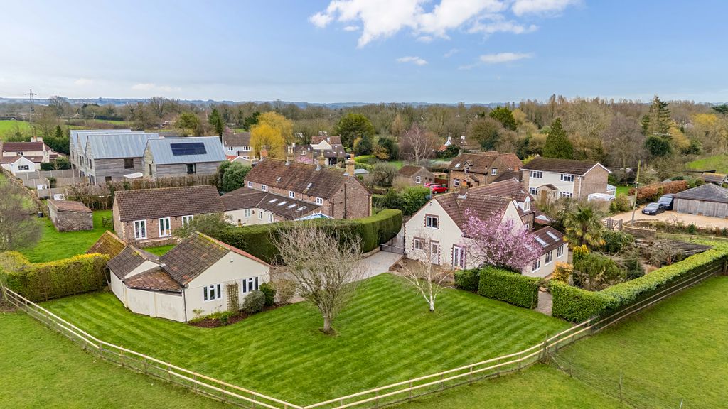 Property photo 1 of 24 Exterior