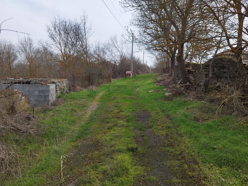 Property photo 2 of 4