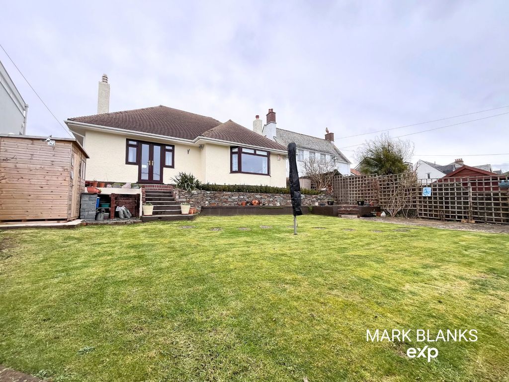 Property photo 1 of 30