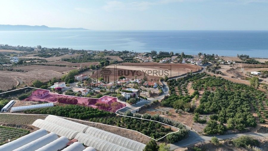 Property photo 2 of 12