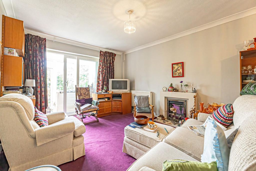 Property photo 3 of 15