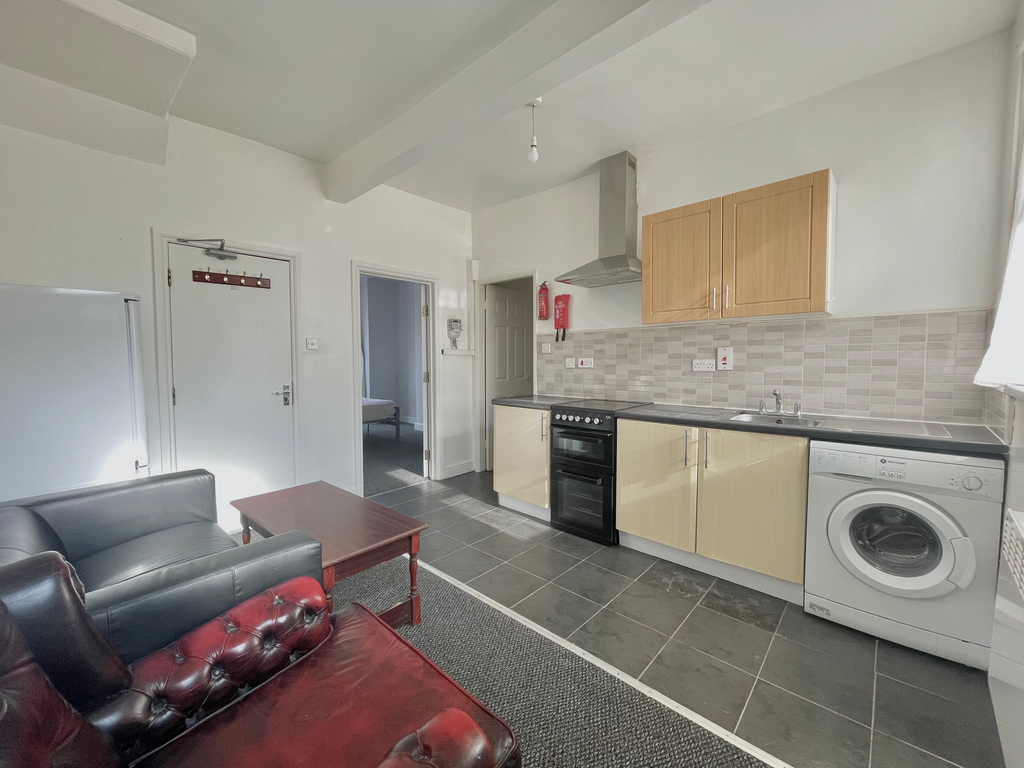 Property photo 3 of 7