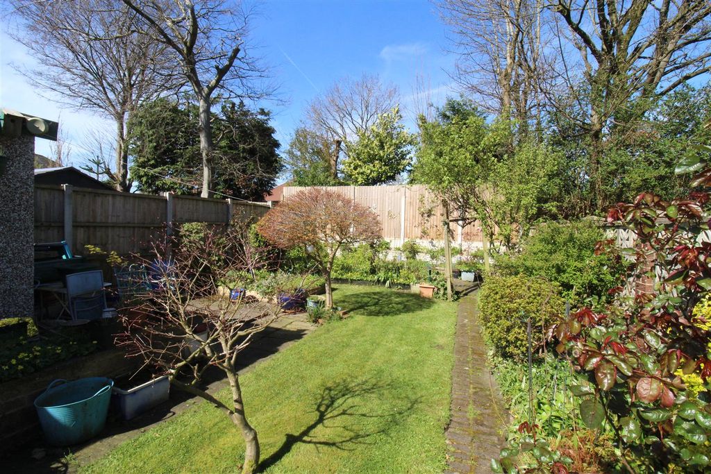 Property photo 3 of 14 Img_0455.Jpg