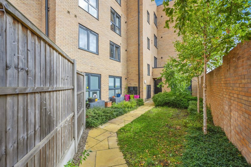 Additional image 16 of 2 bed flat for saleTrinity Street, Derby DE1