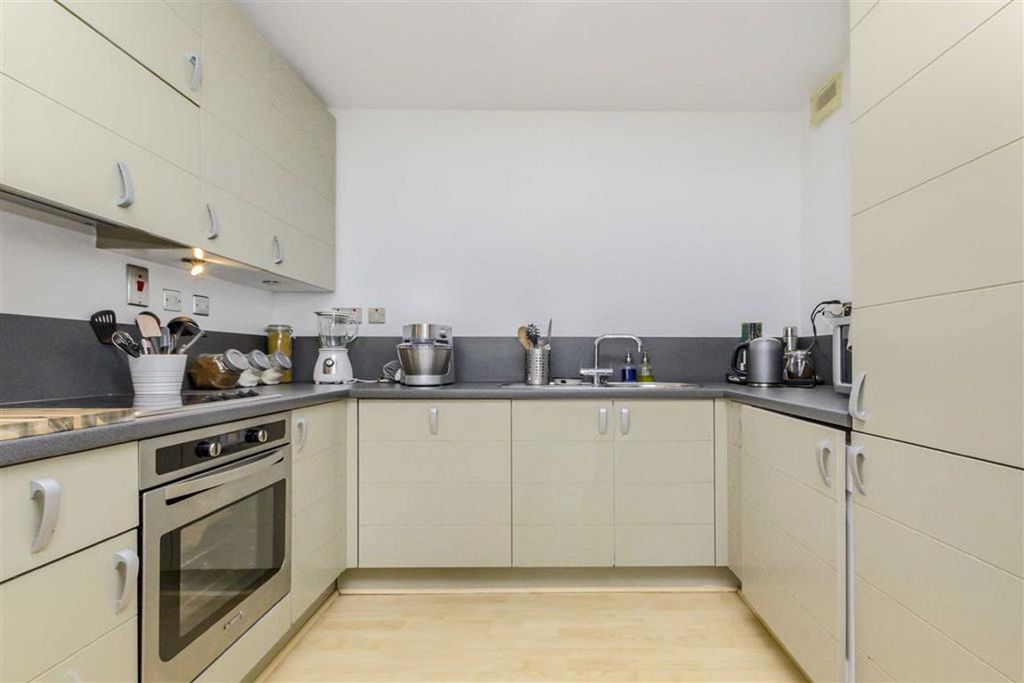 Property photo 2 of 5