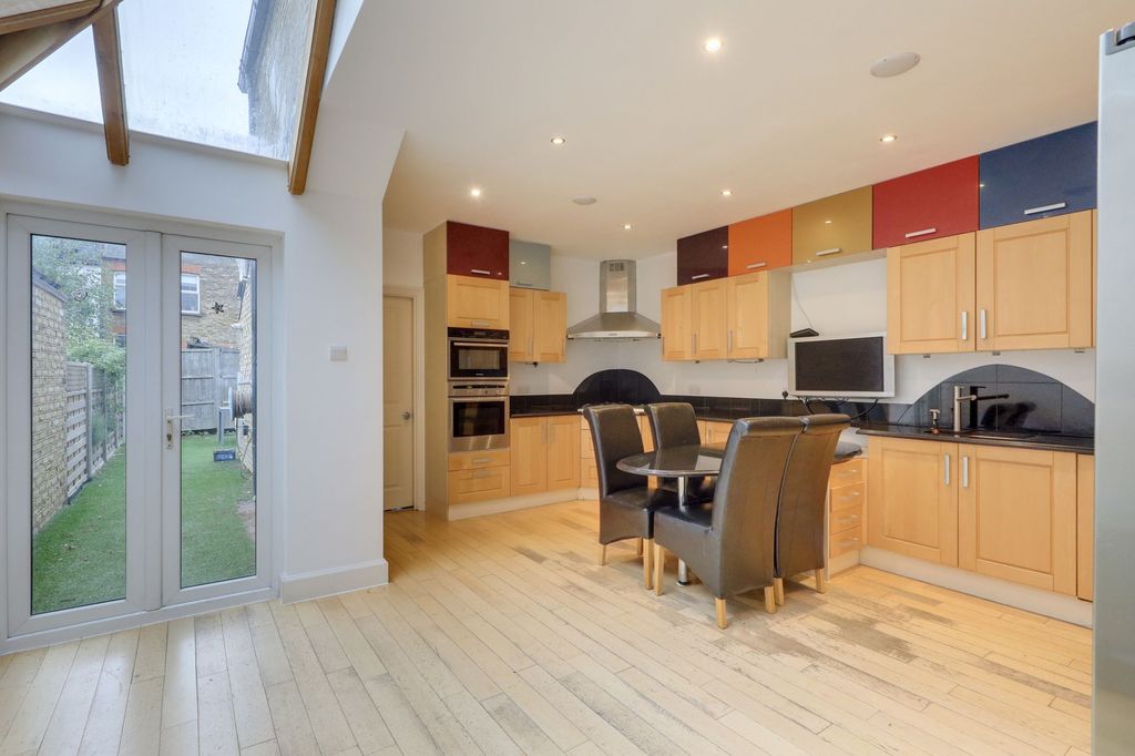 Property photo 3 of 15