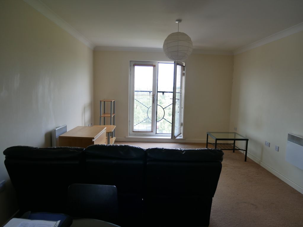 Property photo 3 of 13