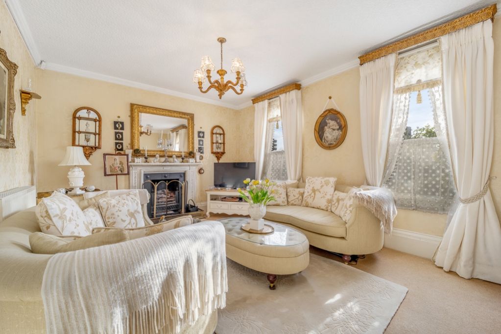 Property photo 3 of 40 50 Windsor Bank (Boston)-22