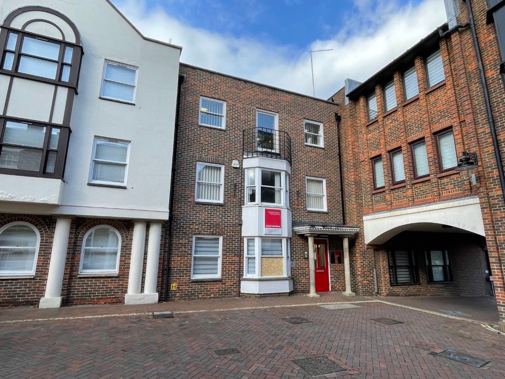 Property photo 1 of 6 Photo 9