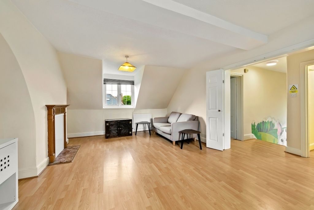 Property photo 3 of 7