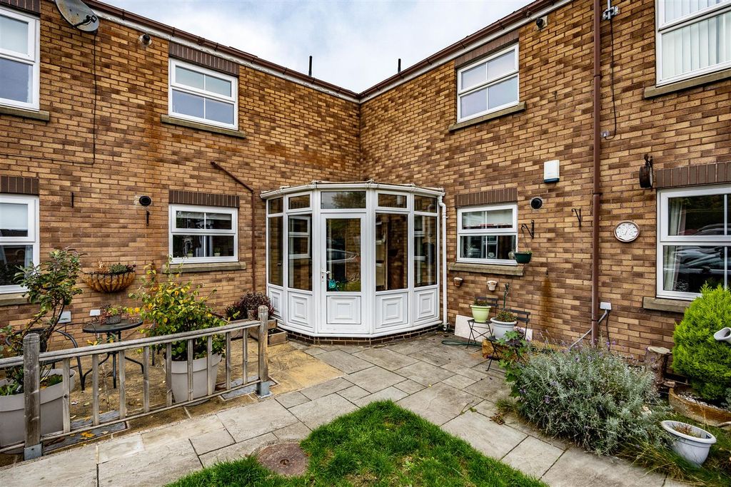 Property photo 2 of 43 10Tghudds-161025-31.Jpg