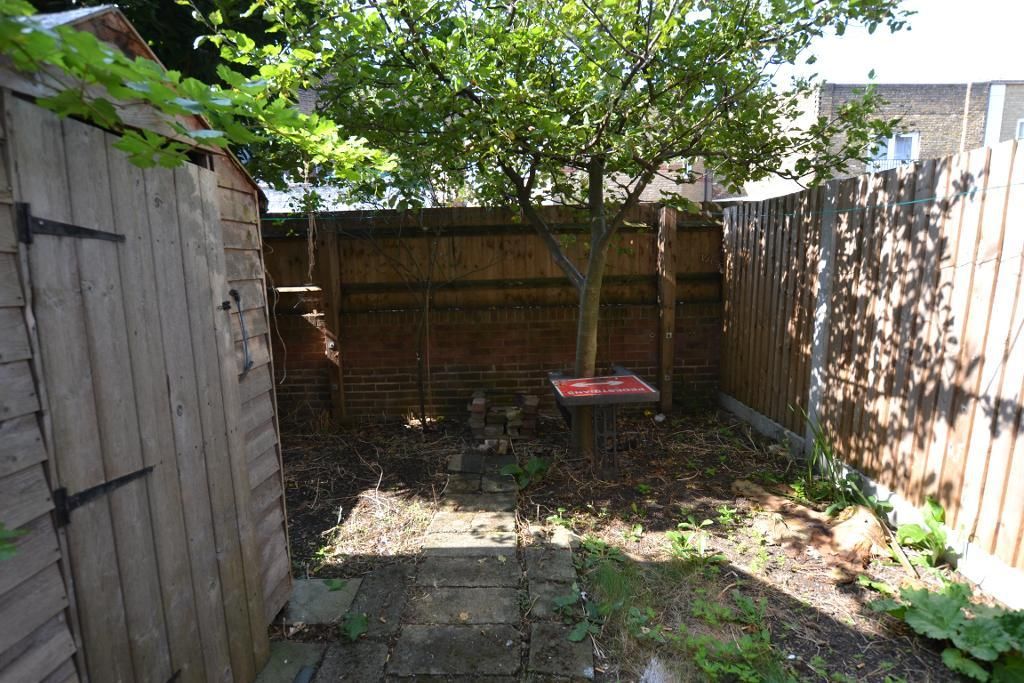 Property photo 3 of 12