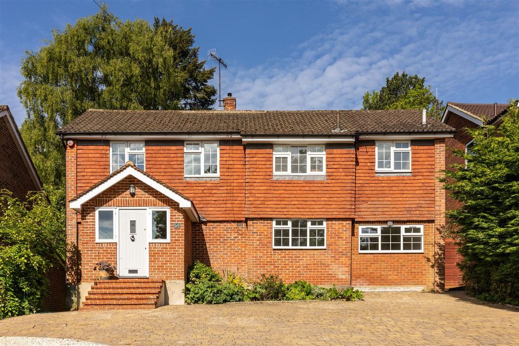Property photo 1 of 31