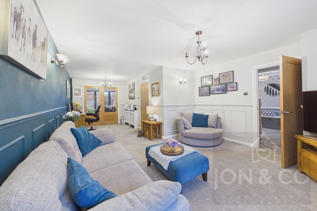 Property photo 3 of 26