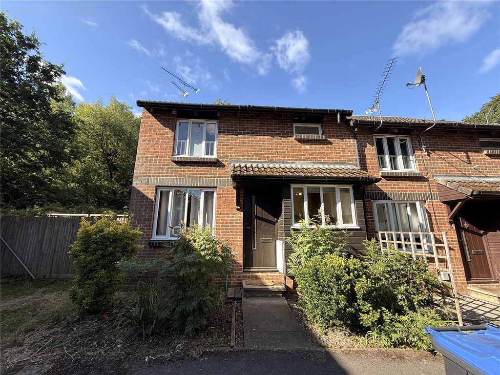 Property photo 1 of 7 External