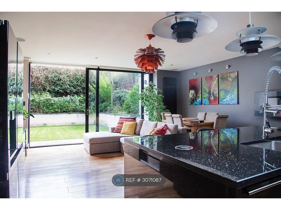 Property photo 3 of 10 Open Plan