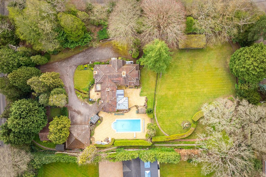 Property photo 3 of 55 Drone
