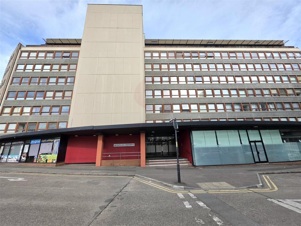 Property photo 1 of 8 Main Block Entrance