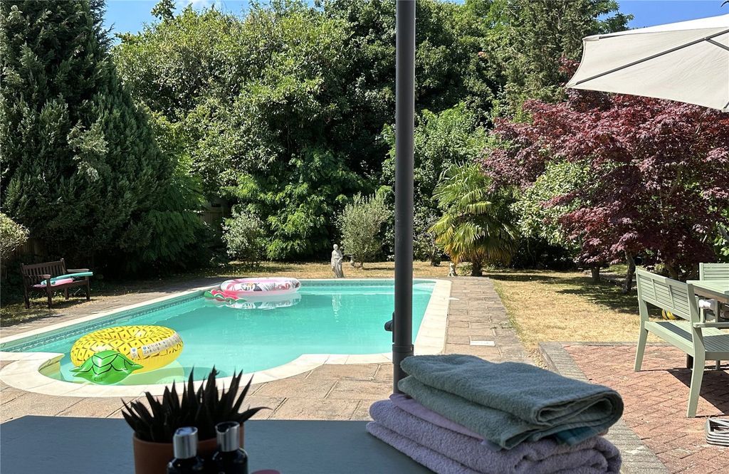 Property photo 3 of 26 Picture No. 53