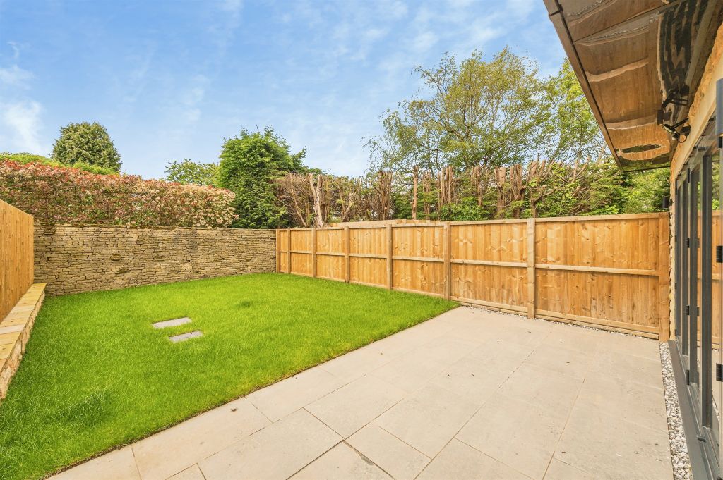 Additional image 19 of 4 bed detached house for salePentlands, New Mill Road, Holmfirth HD9