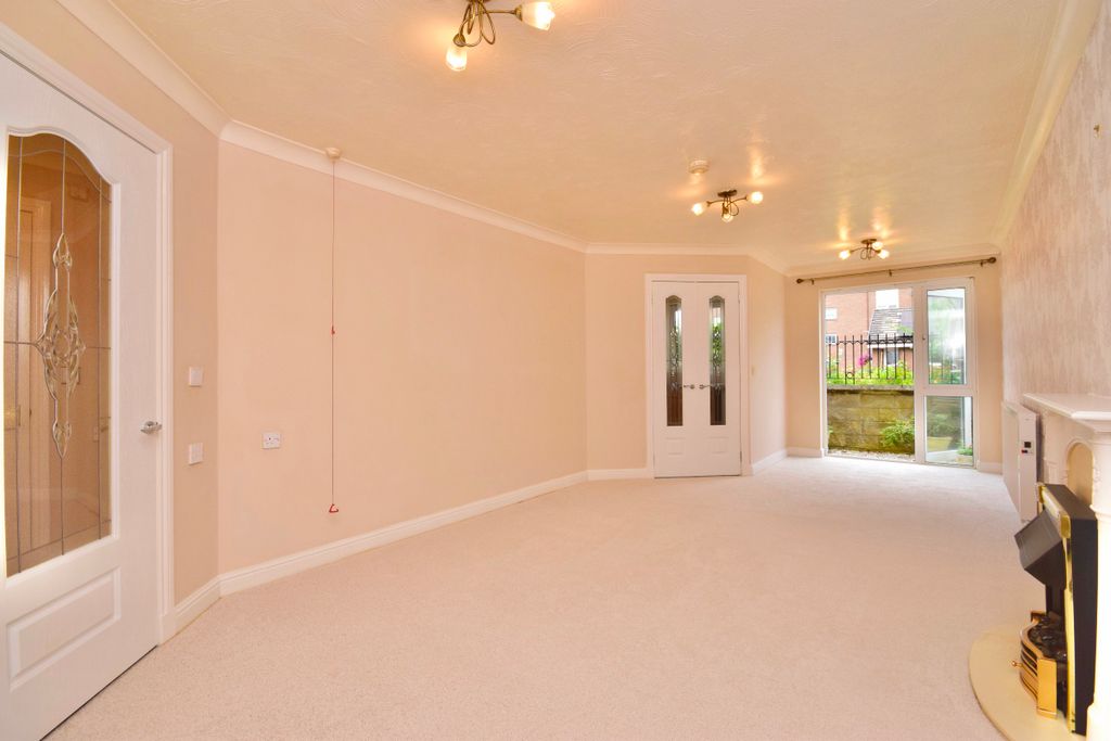 Property photo 3 of 35