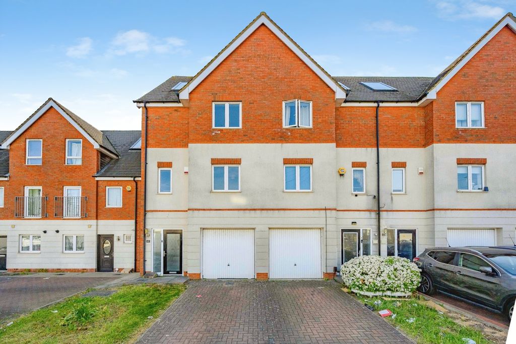 Property photo 1 of 17 Pbox-Img.Jpg
