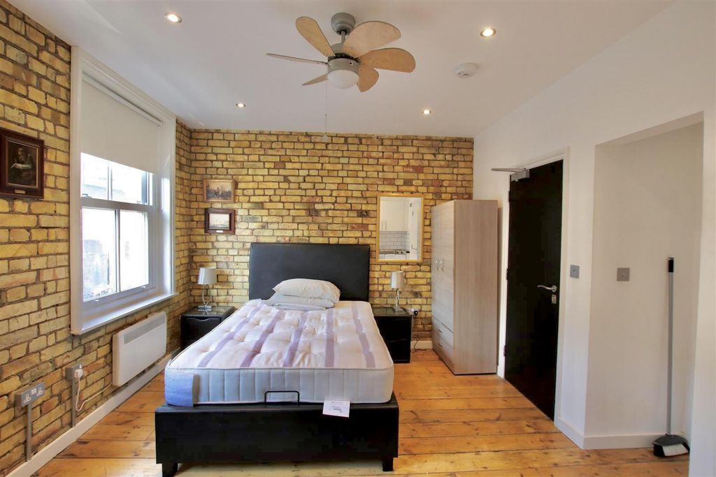 Property photo 3 of 6 Img_9958.Jpg