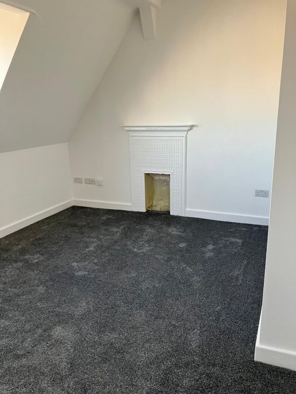 Property photo 3 of 4
