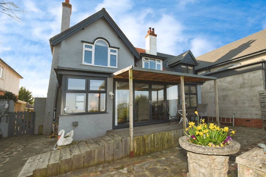 Property photo 1 of 25