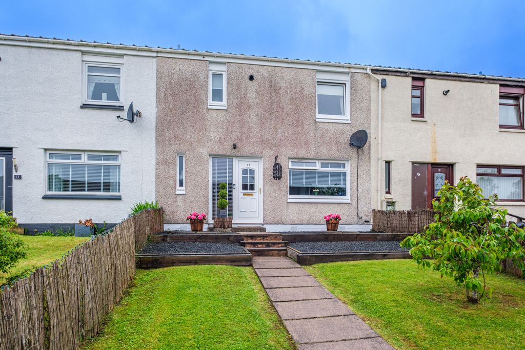 Property photo 1 of 28