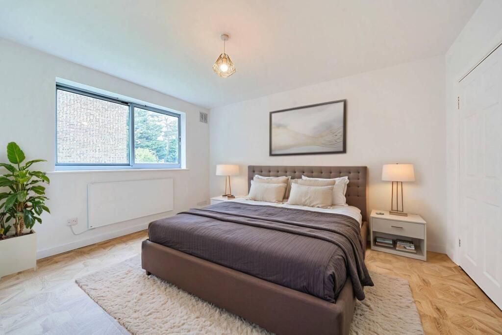 Property photo 1 of 3