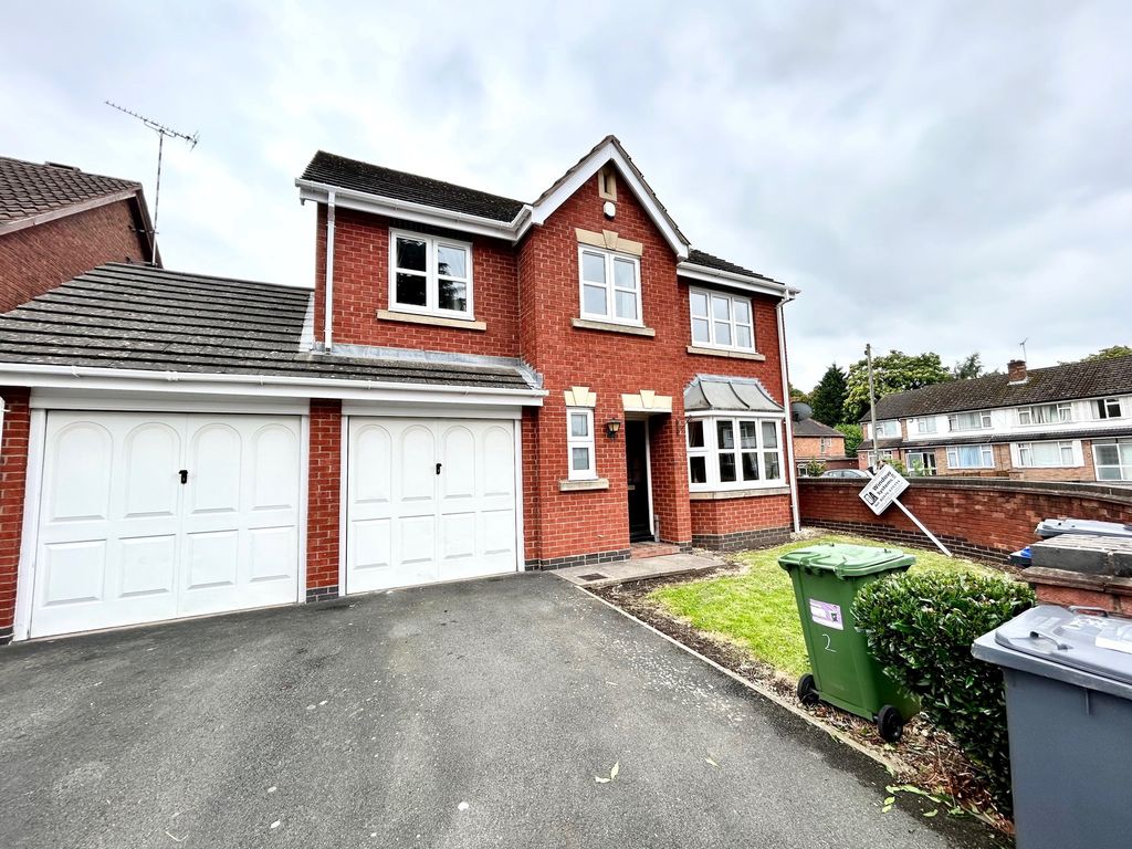 Property photo 1 of 18