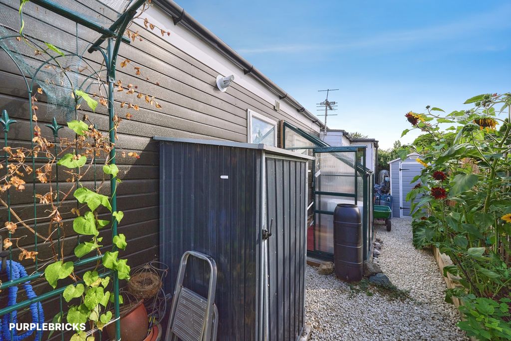Property photo 3 of 30