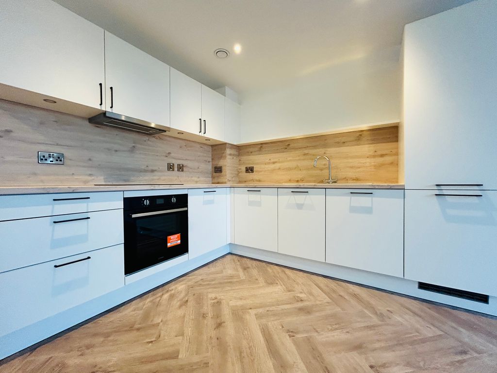 Property photo 1 of 5 Kitchen