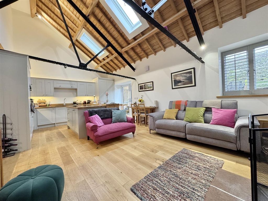 Property photo 2 of 11 Img_1630 2.Jpeg