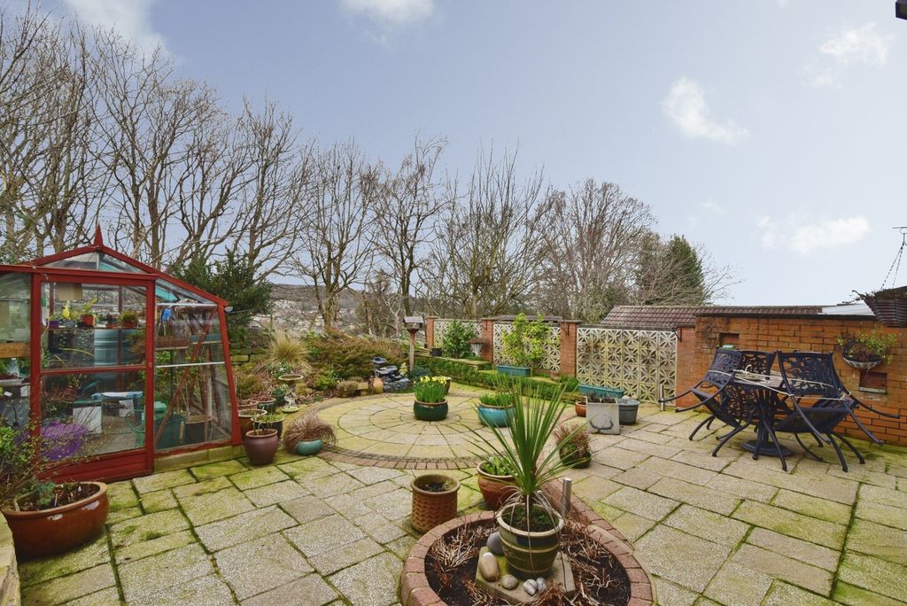 Property photo 3 of 13 Pbox-Img.Jpg