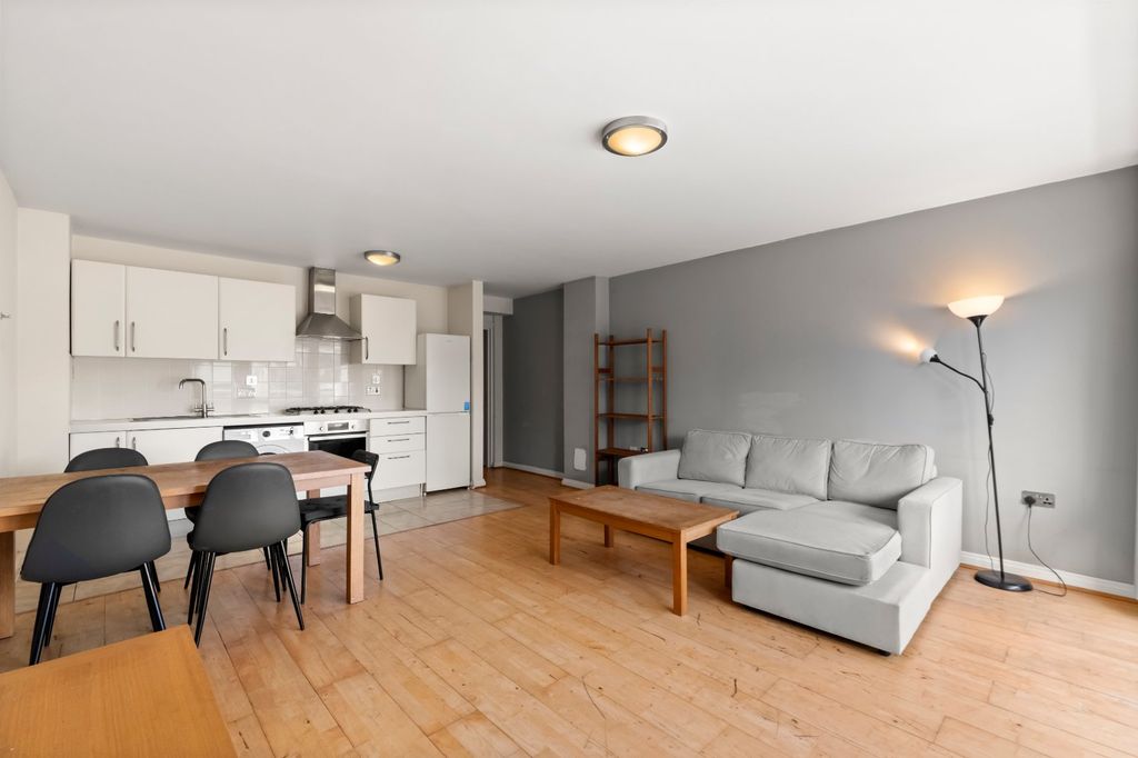 Property photo 1 of 7 Reception Room